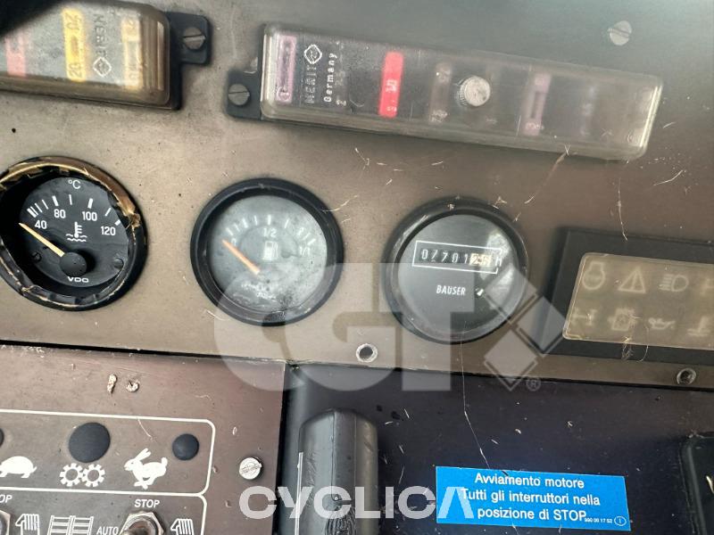 Oprema za asfaltiranje  F121 654### - 7