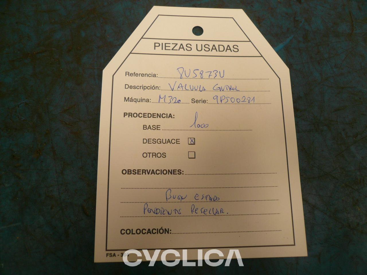 Idraulico  M320MH 8U5873 - 3