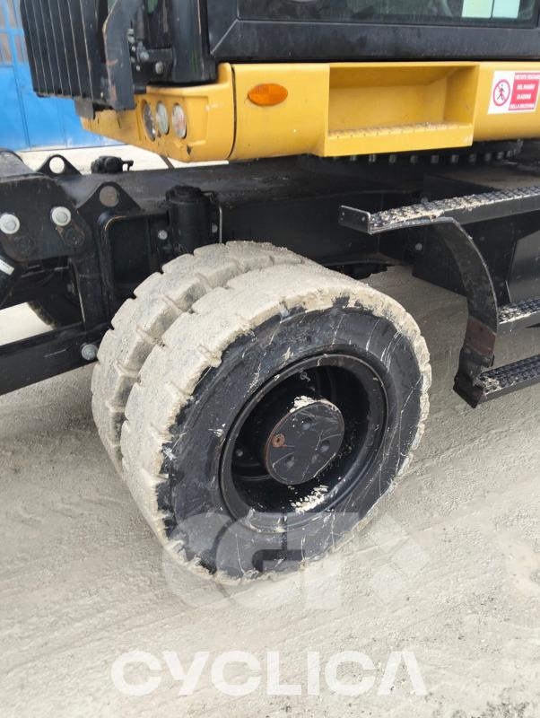 Escavatori gommati  MH3022 FB300215 - 14