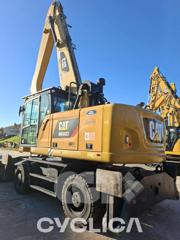 Escavatori gommati  MH3022 FB300333 - 2