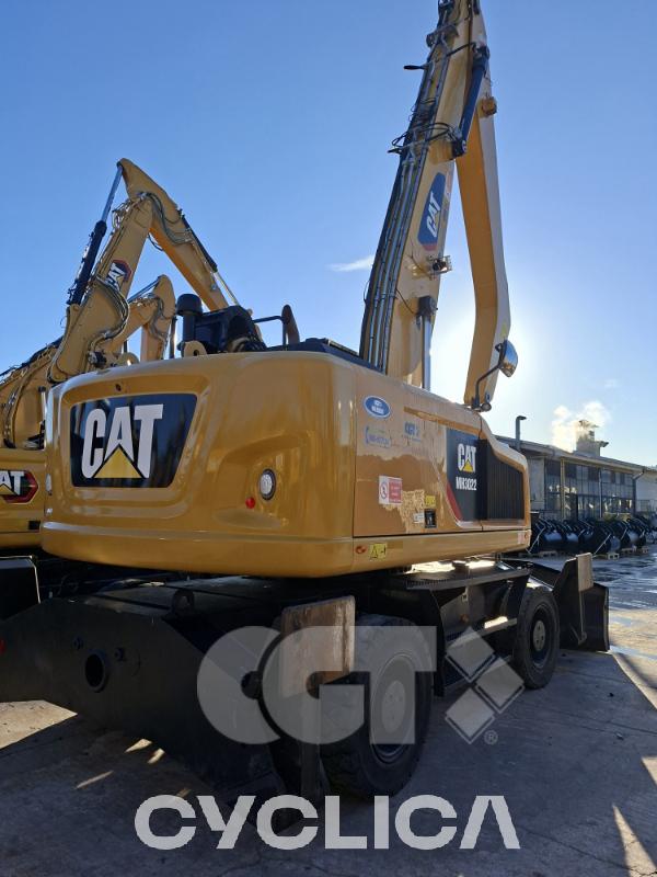 Escavatori gommati  MH3022 FB300333 - 3