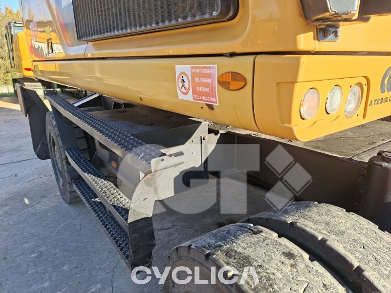 Escavatori gommati  MH3022 FB300333 - 8