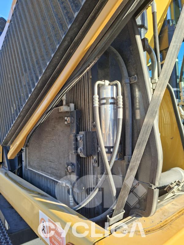 Escavatori gommati  MH3022 FB300333 - 16