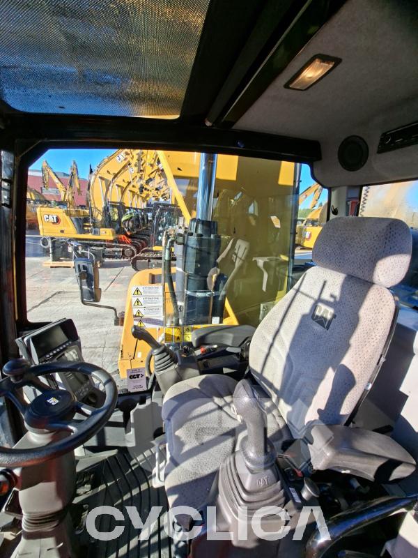 Escavatori gommati  MH3022 FB300333 - 18