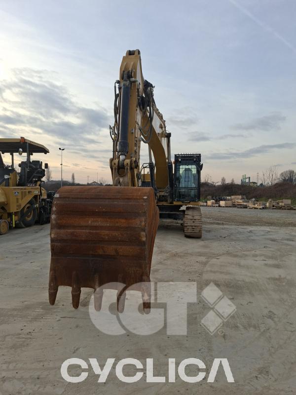 Escavatori cingolati  330 NG XNB10214 - 4