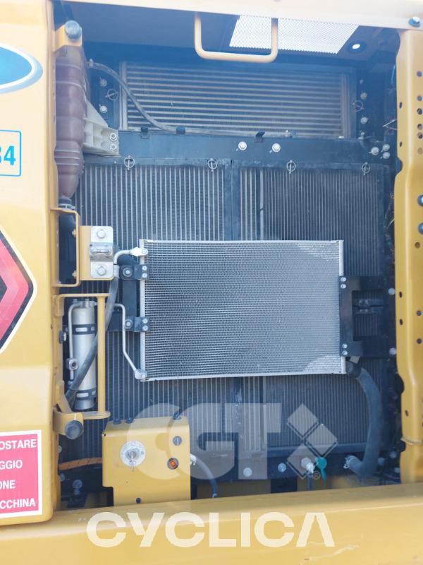 Escavatori cingolati  320GC LN YTF10036 - 11