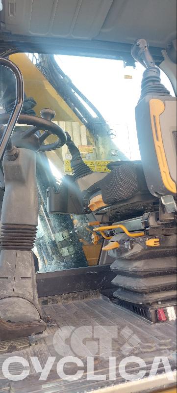 Pelles sur pneus  M314 K3H20063 - 7