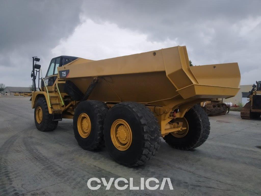 Дампери и зглобни камиони  725 B1L02779 - 4