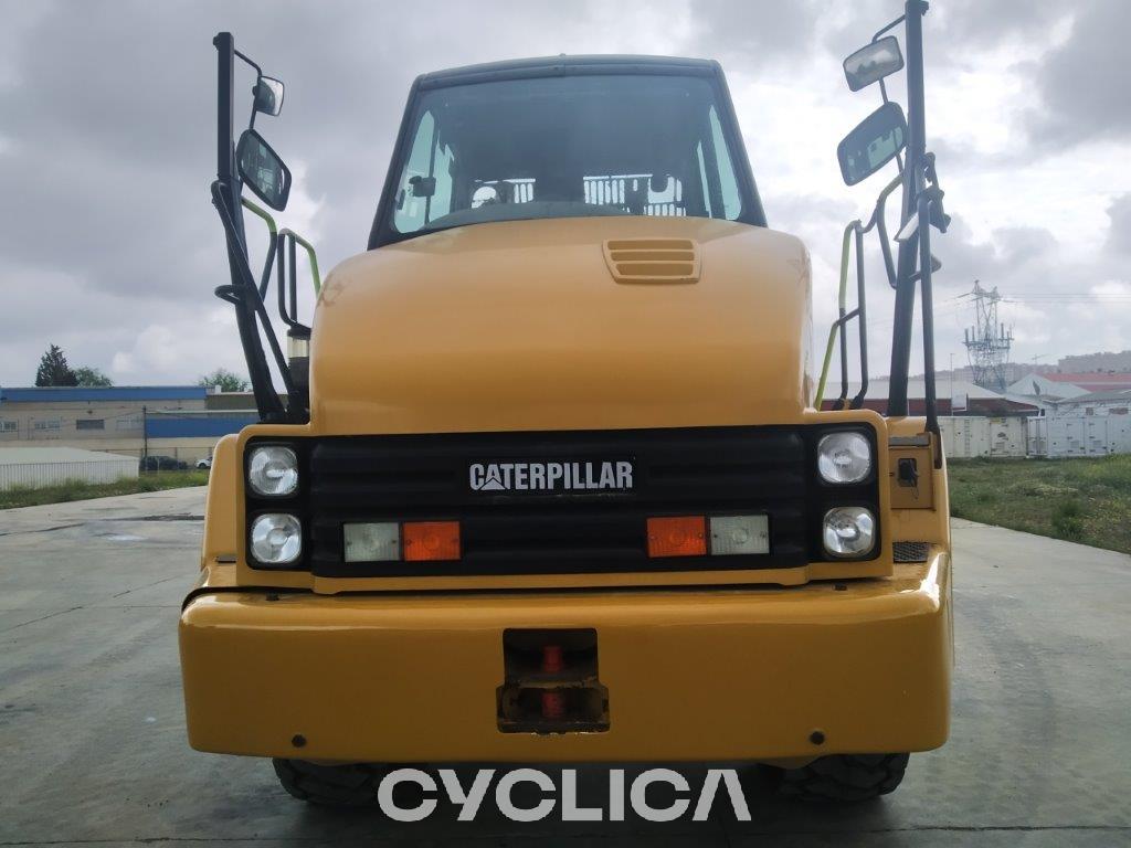 Дампери и зглобни камиони  725 B1L02779 - 6