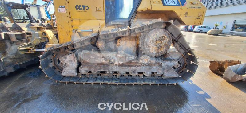 Булдожери и булдожери-гасеничари D6N MLW00151 - 6