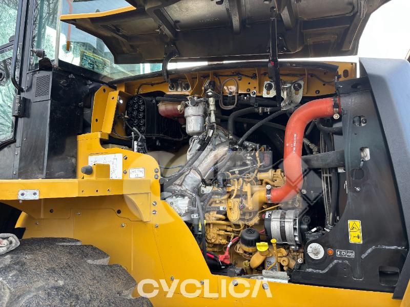 Pás Carregadoras de Rodas 914 JC300687 - 5