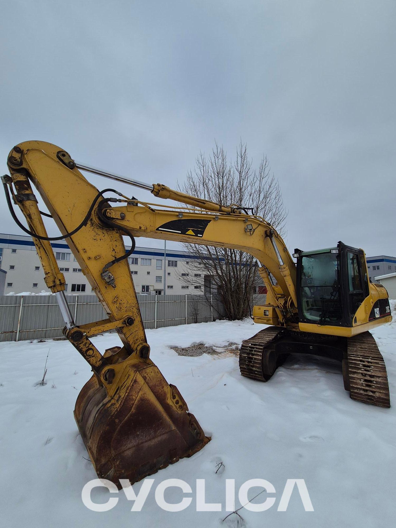 Crawler excavators  318C FAA00239 - 1