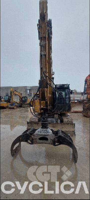 Bageri gusjeničari  313FGC GJD10452 - 2