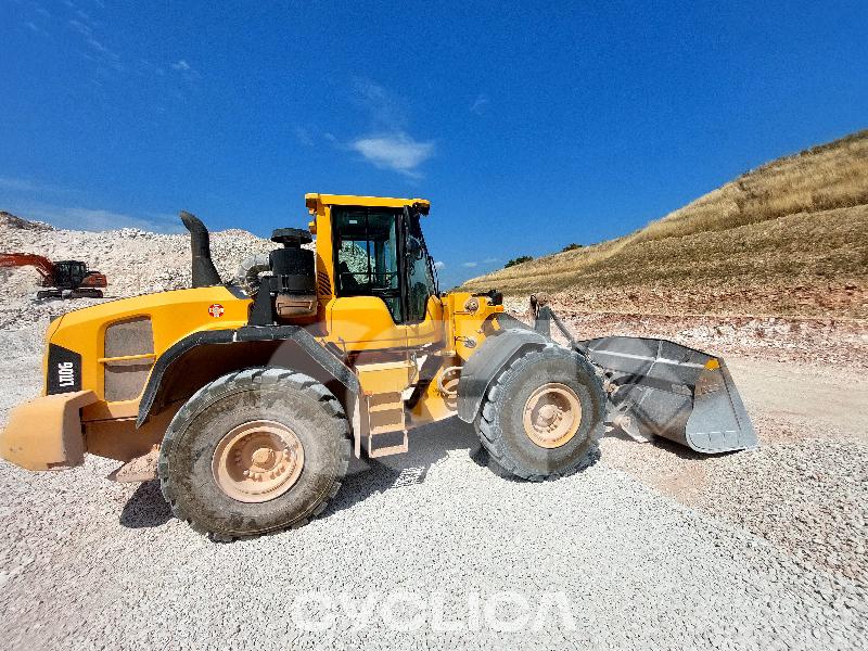 Utovarivači na točkovima  L110G VCEL110GE00009### - 1