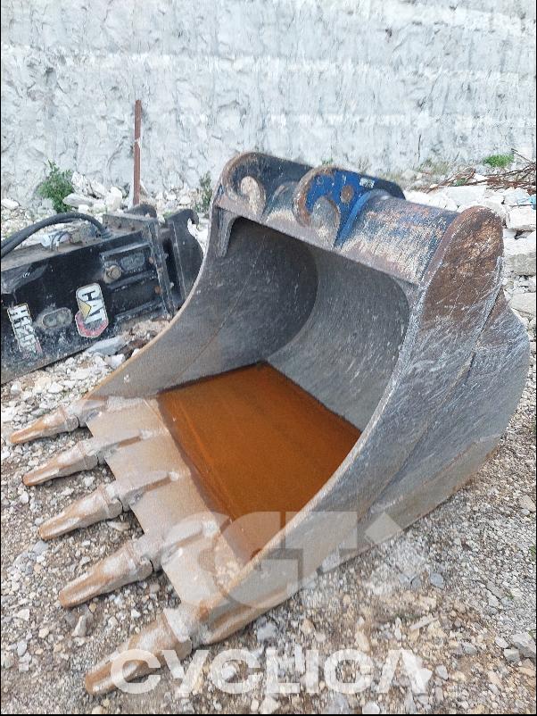 Crawler excavators  323LN KPE00### - 5