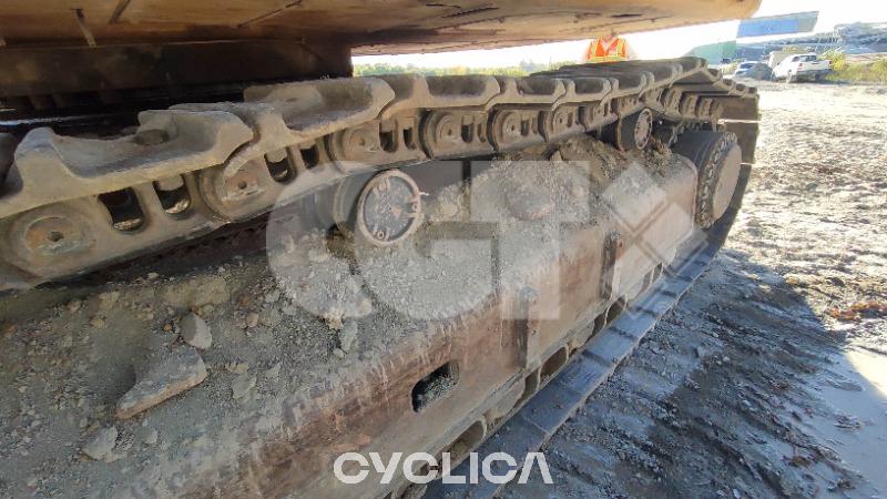 Bageri gusjeničari  374F DNM00### - 3