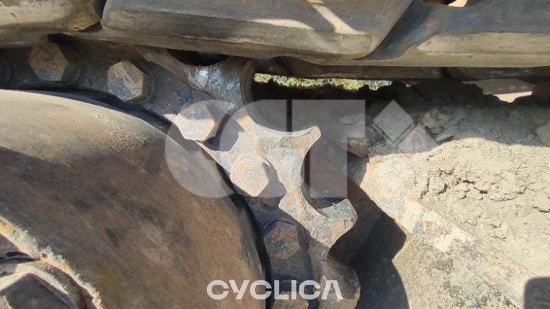 Bageri gusjeničari  374F DNM00### - 17