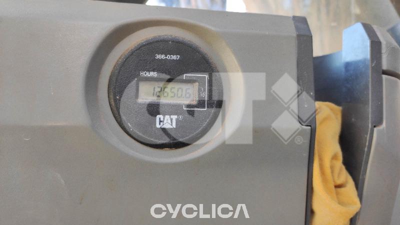 Bageri gusjeničari  374F DNM00### - 11