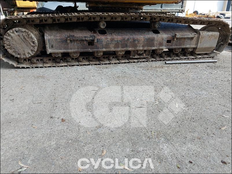 Ровокопачи-гасеничари 323D RAC00577 - 5