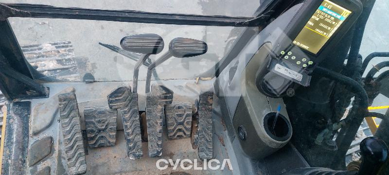 Ровокопачи-гасеничари 320D PCX00131 - 15