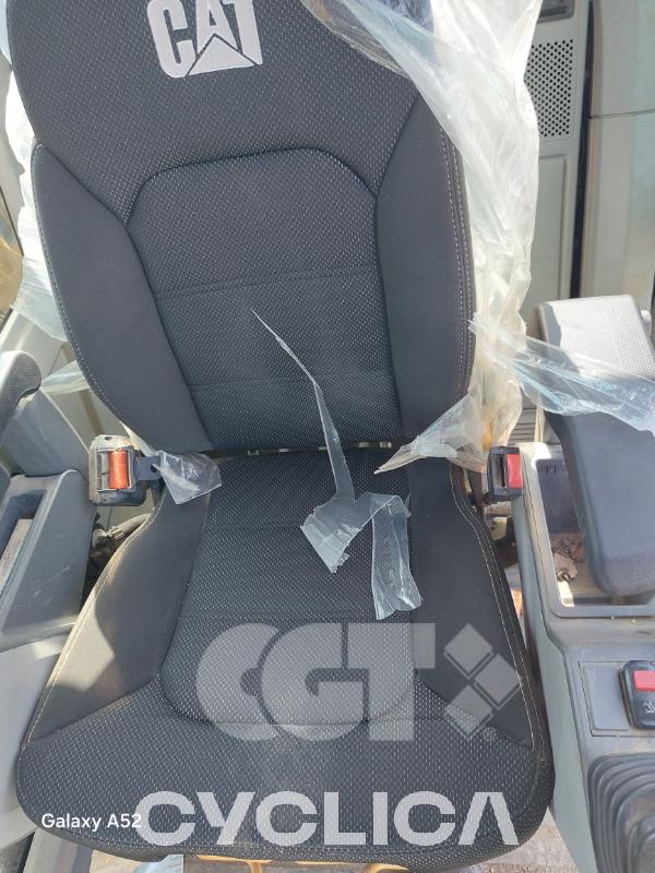 Ровокопачи-гасеничари  323LN KPE10171 - 14