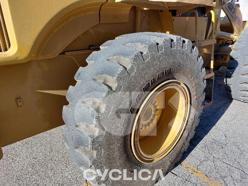 Utovarivači na točkovima 924G WGX00460 - 7