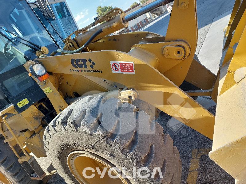 Utovarivači na točkovima 924G WGX00460 - 14