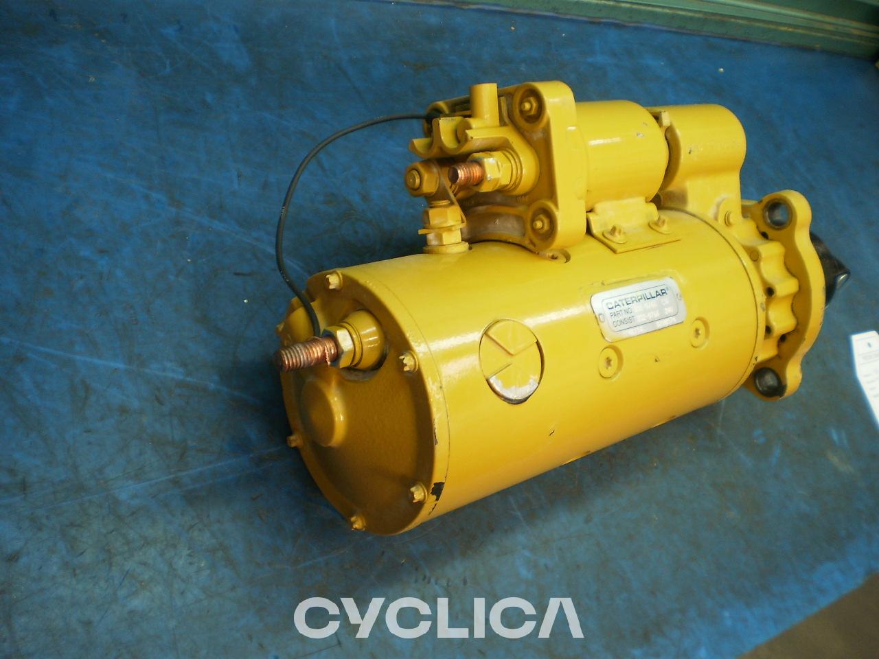 Elektronske komponente  PIEZAS US 3529766 - 2