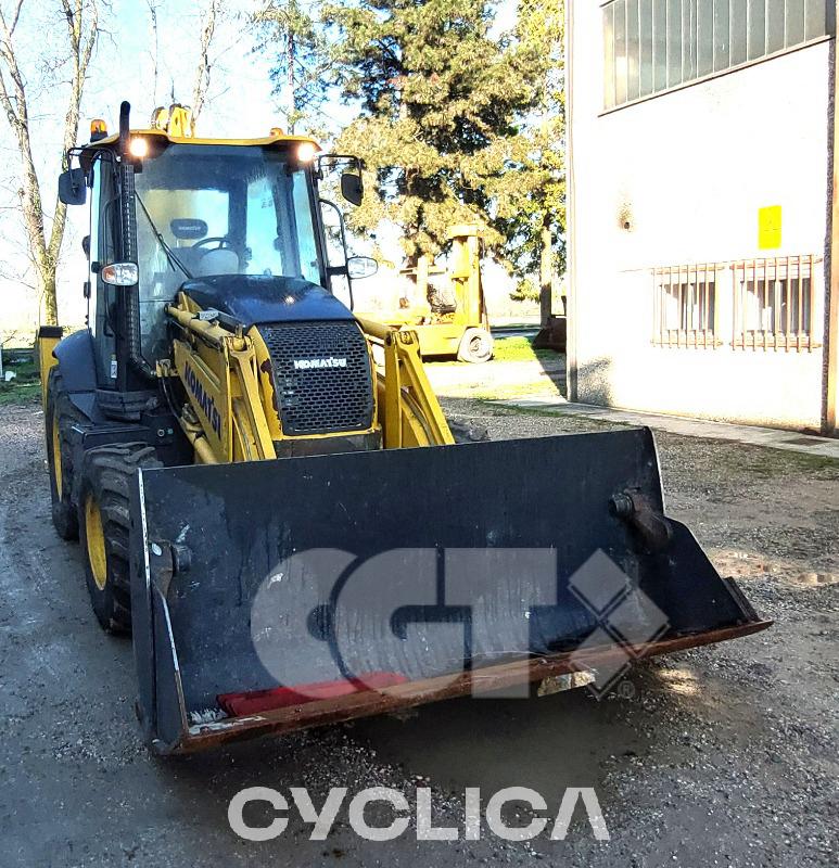 Ngarkues/Gërmues me Rrota  WB97R-8 F60040 - 4