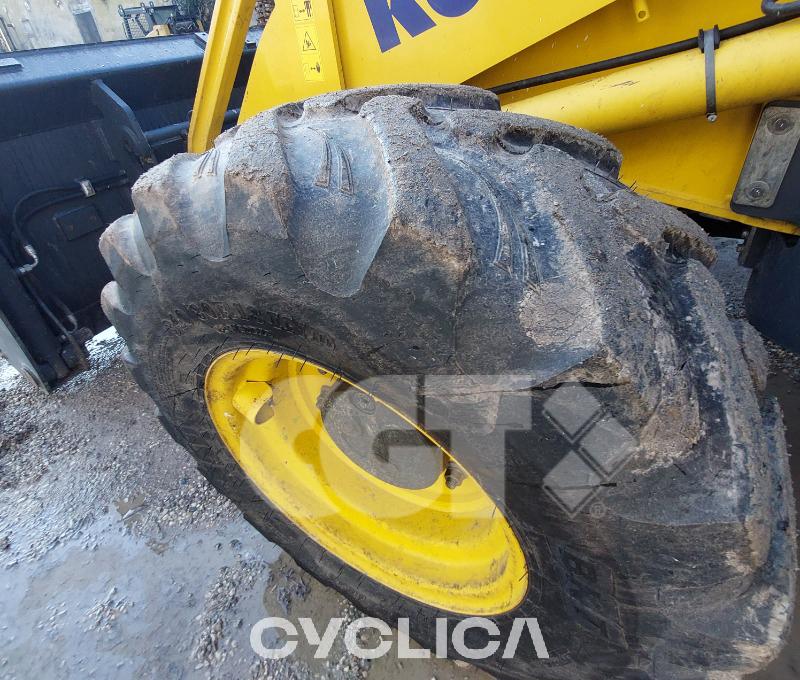 Ngarkues/Gërmues me Rrota  WB97R-8 F60040 - 10