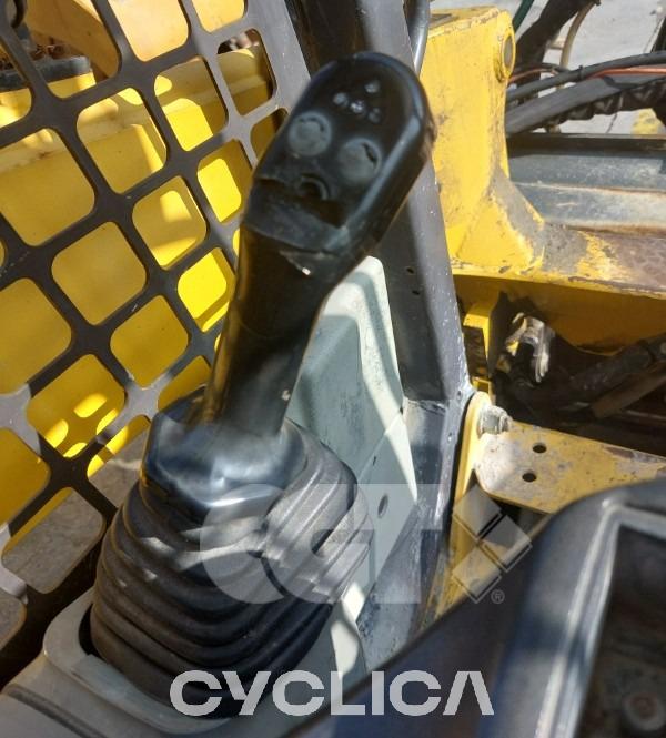 Skid steers SK714-2 4T77F01752 - 7