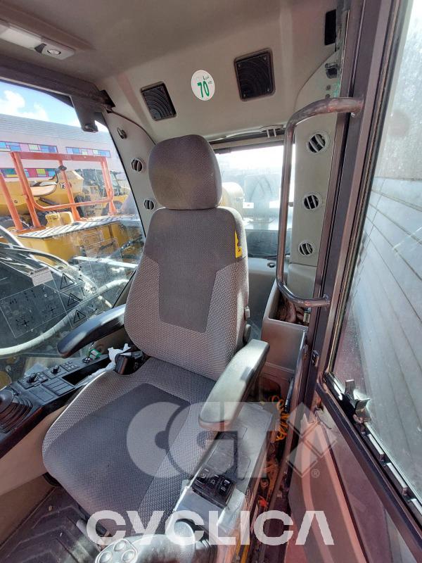 Bageri gusjeničari EC220E 320981 - 10