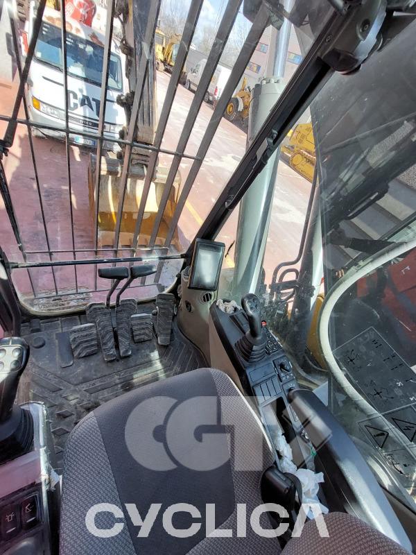 Bageri gusjeničari EC220E 320981 - 11