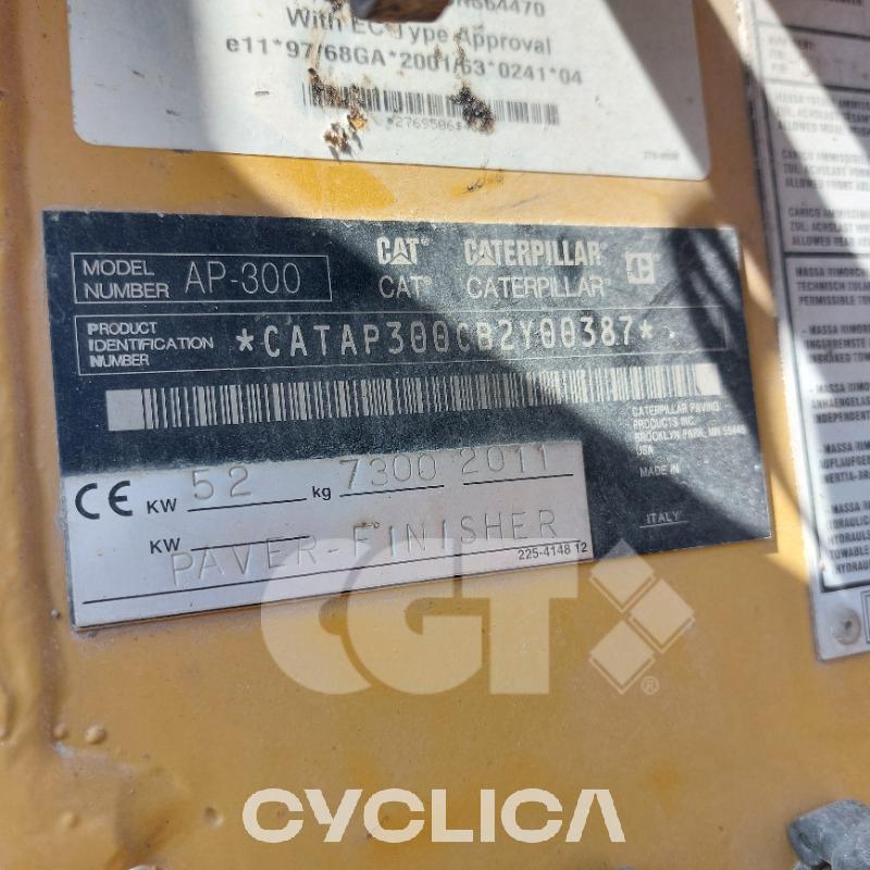 Paving  AP300 B2Y00387 - 12