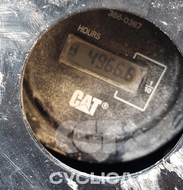 Ровокопачи-гасеничари  305 E2 H5M13463 - 14