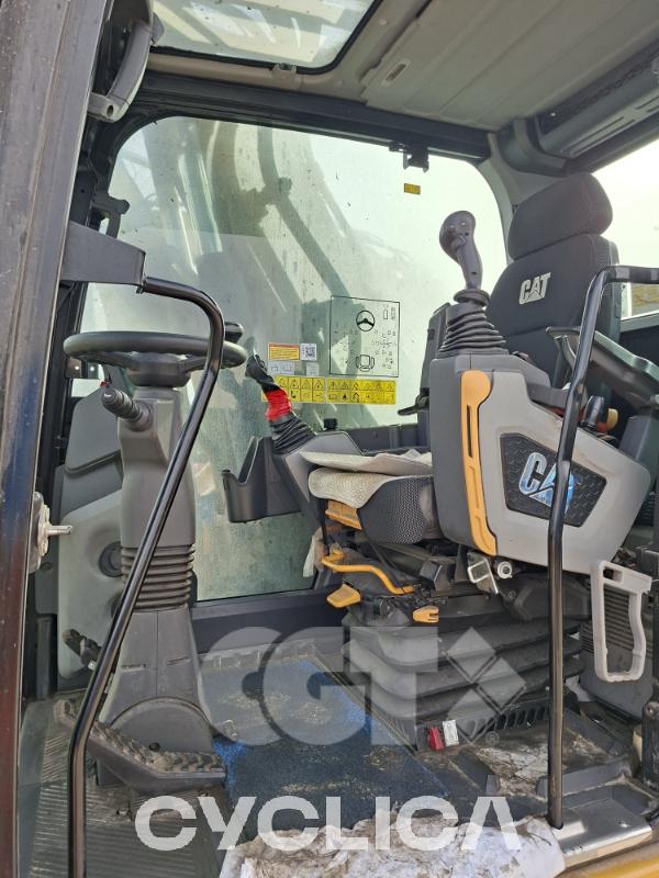 Pelles sur pneus  M314 K3H20135 - 10