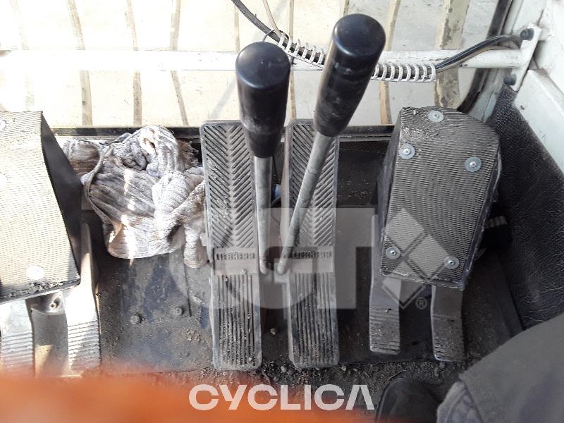 Escavadora de rastos  R924 13160 - 9