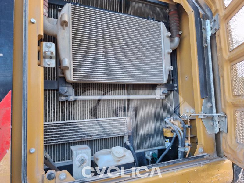 Escavadora de rastos  324E LDG00563 - 8