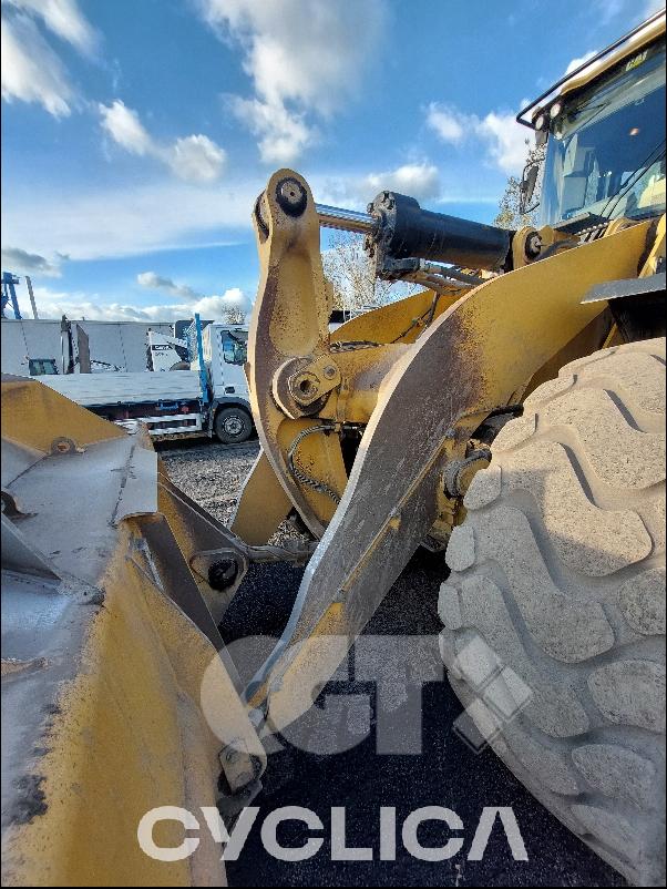 Pás Carregadoras de Rodas  966M XE P6C01013 - 12