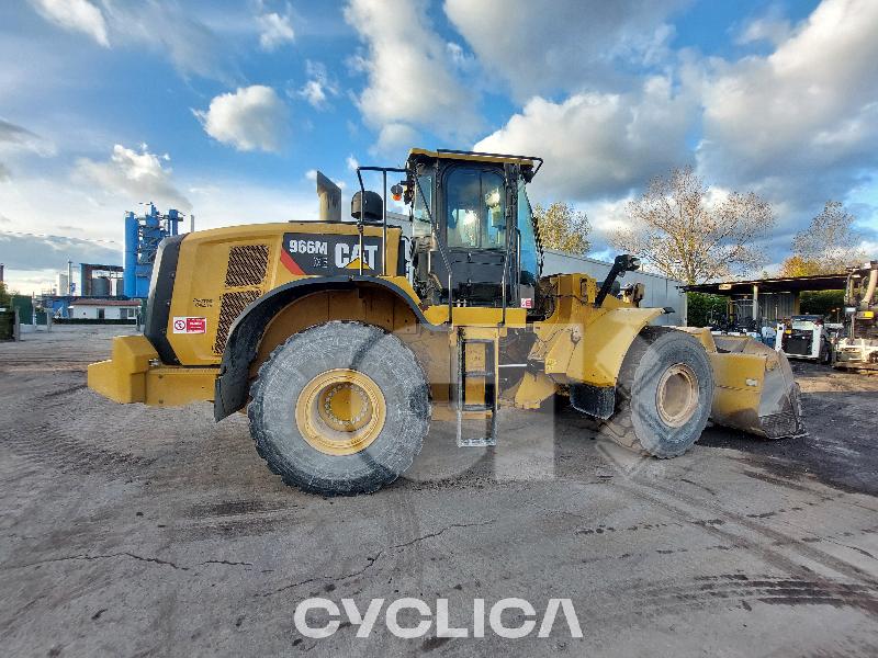 Pás Carregadoras de Rodas  966M XE FL200224 - 2