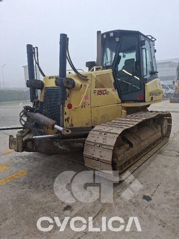 Buldožerji in traktorji goseničarji  D150 C012DZ013 - 4