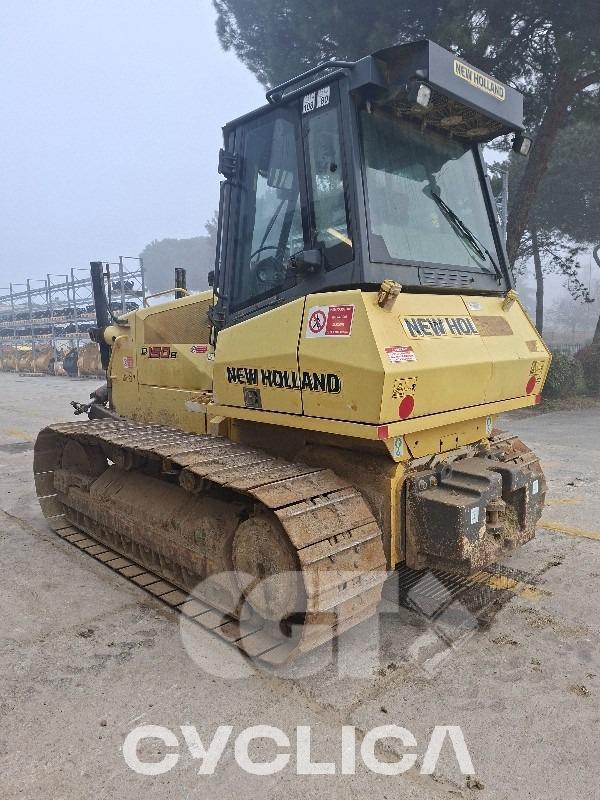 Buldožerji in traktorji goseničarji  D150 C012DZ013 - 3