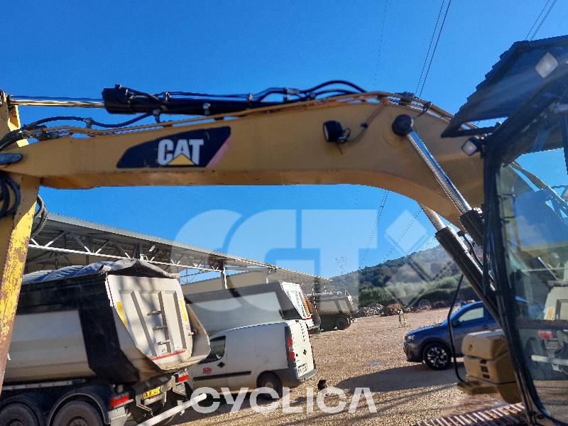 Eskavatorë me Zinxhirë  312D RKF00### - 9