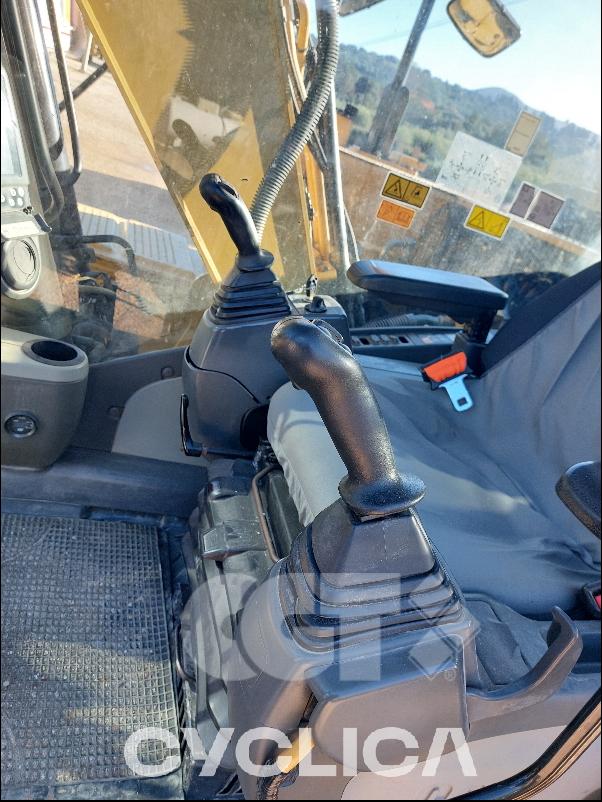 Eskavatorë me Zinxhirë  312D RKF00### - 11