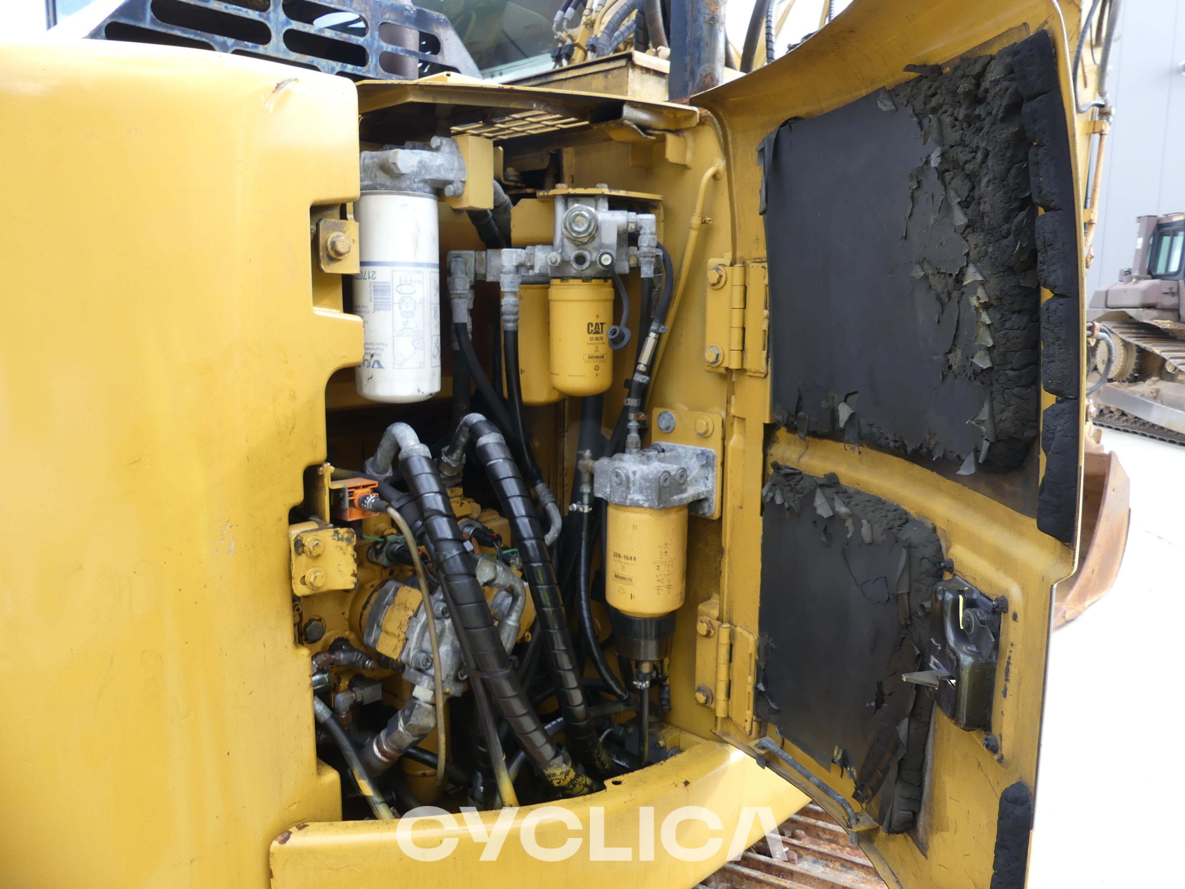 Ровокопачи-гасеничари  314D LCR TXN00179 - 8