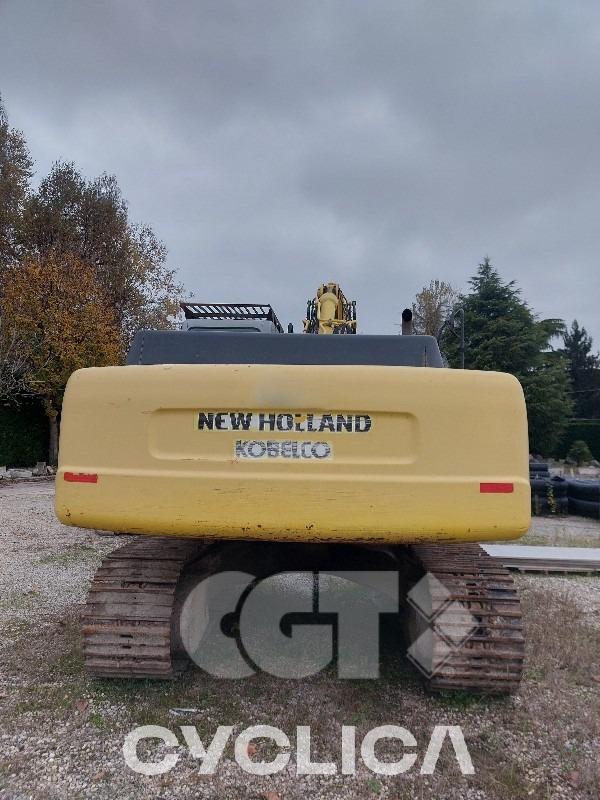 Bageri gusjeničari  NHE385 6LA05### - 3