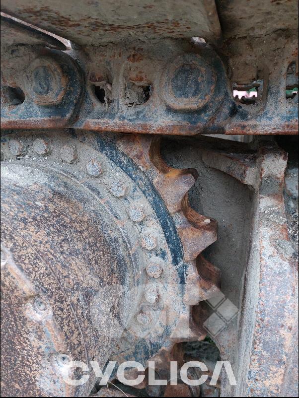 Bageri gusjeničari  NHE385 6LA05### - 5