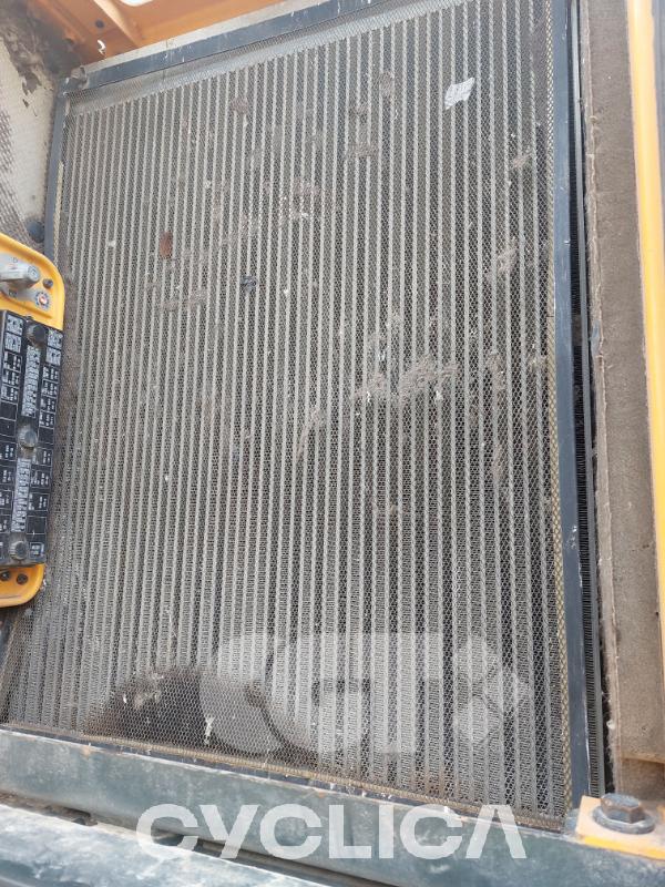 Bageri gusjeničari  HX380 1AL0000### - 12