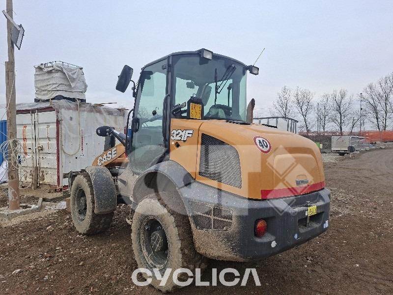 Utovarivači  321F FNH321FHNNHP04### - 5