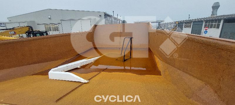 Dumpers and rigid trucks  DP405 405WD2SC01 - 9